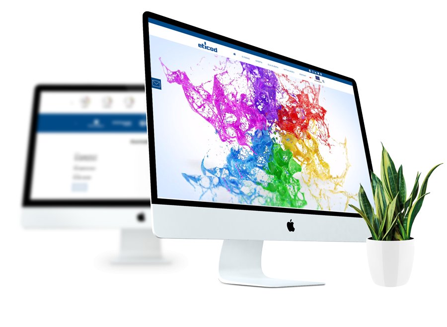 2 monitory na których wyświetla sie design i agencja seo